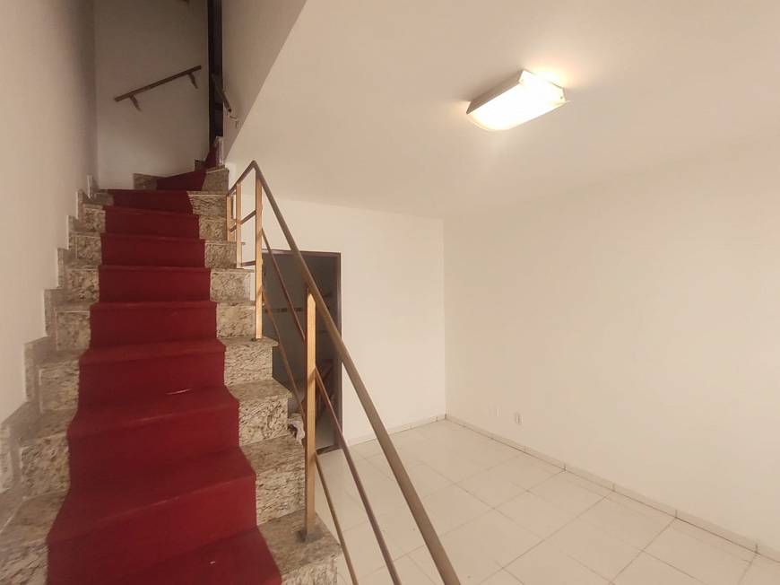 Foto 3 de Casa de Condomínio com 2 Quartos à venda, 80m² em Parada de Lucas, Rio de Janeiro