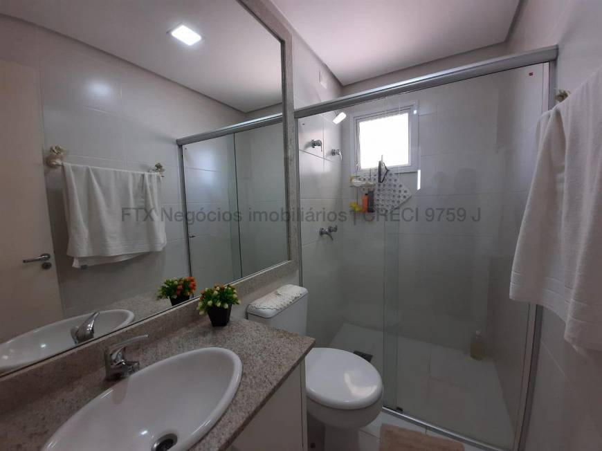 Foto 2 de Apartamento com 2 Quartos à venda, 80m² em Monte Castelo, Campo Grande