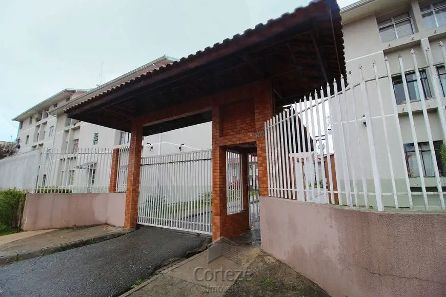 Foto 1 de Apartamento com 2 Quartos para alugar, 46m² em Sitio Cercado, Curitiba