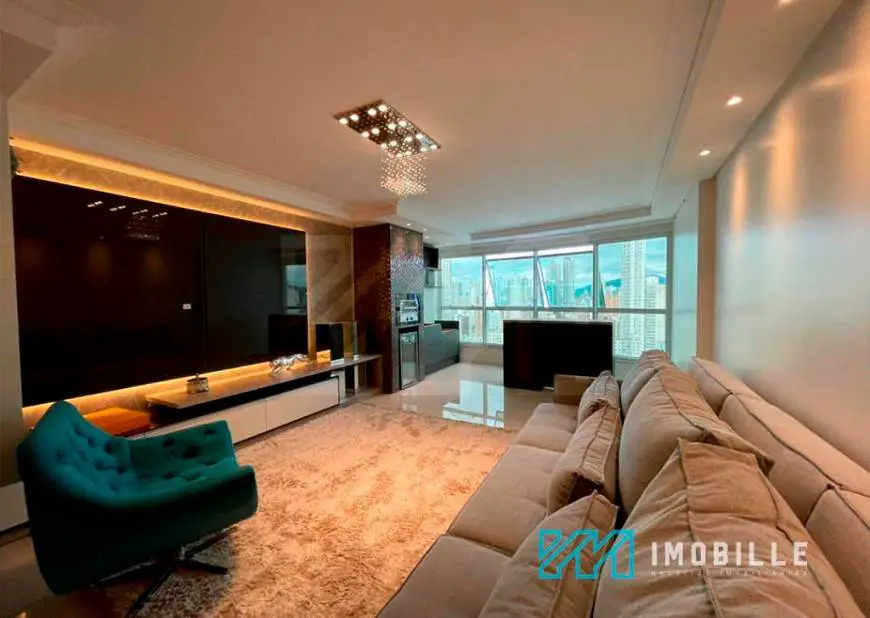 Foto 1 de Apartamento com 3 Quartos à venda, 143m² em 1 Quadra Do Mar, Balneário Camboriú