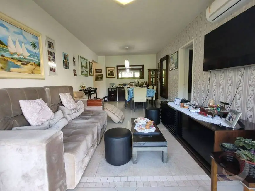 Foto 1 de Apartamento com 3 Quartos à venda, 101m² em Agronômica, Florianópolis