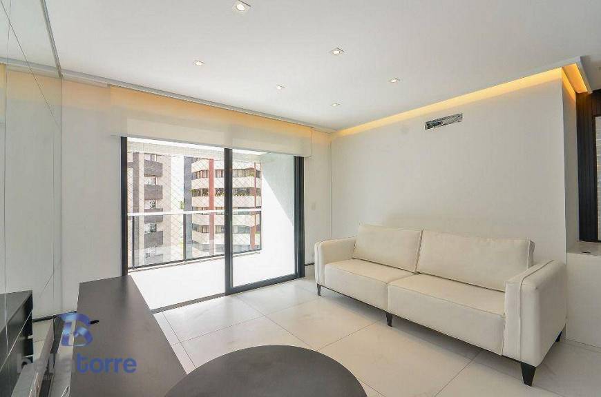 Foto 3 de Apartamento com 3 Quartos para alugar, 125m² em Cabral, Curitiba