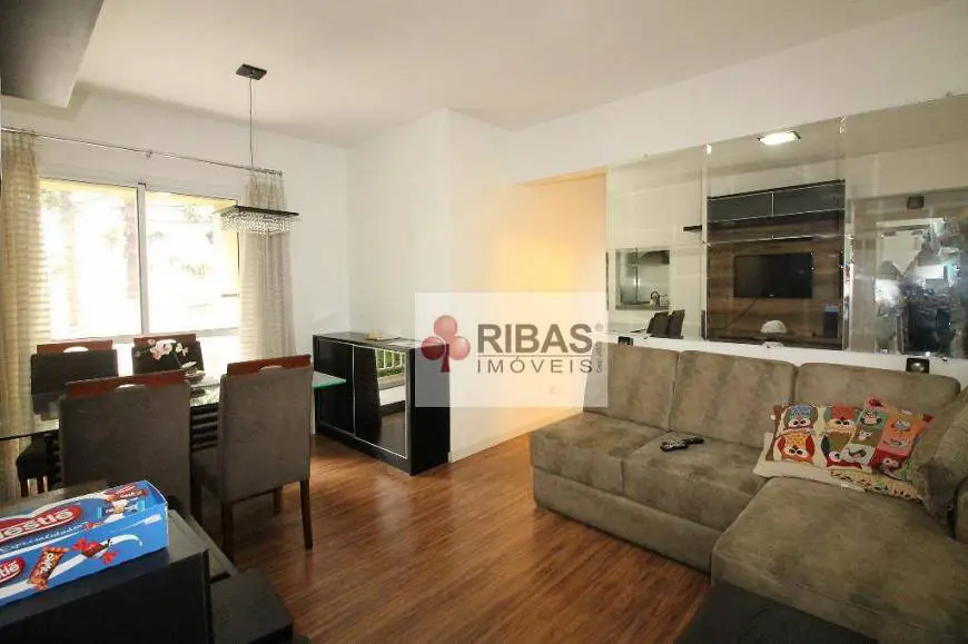 Foto 2 de Apartamento com 3 Quartos à venda, 62m² em Santa Cândida, Curitiba