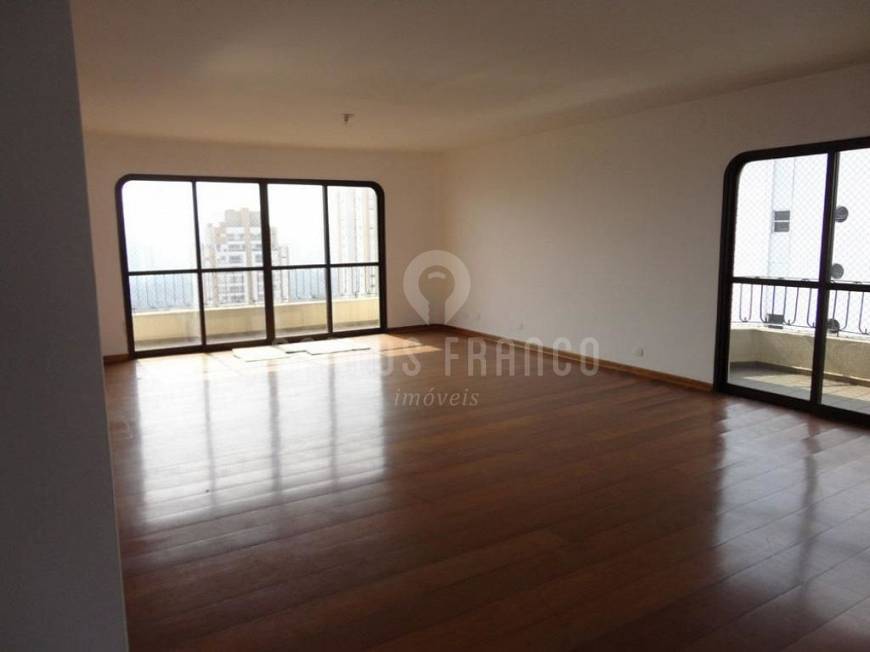 Foto 1 de Apartamento com 4 Quartos para venda ou aluguel, 647m² em Alto Da Boa Vista, São Paulo