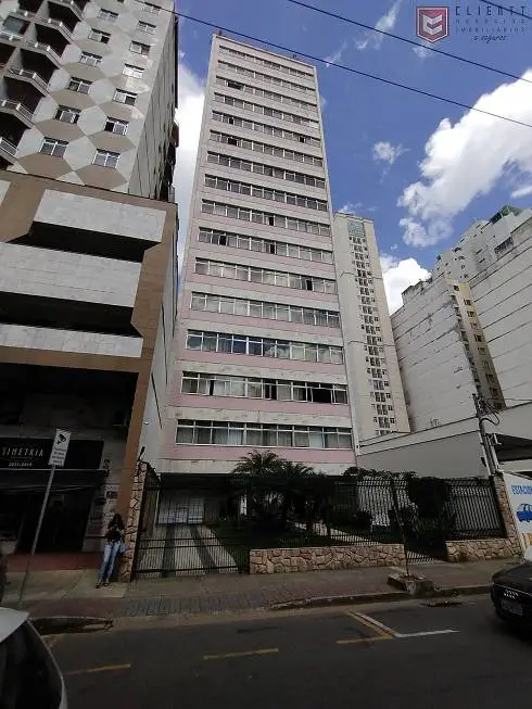 Foto 1 de Apartamento com 4 Quartos à venda, 200m² em Centro, Juiz de Fora