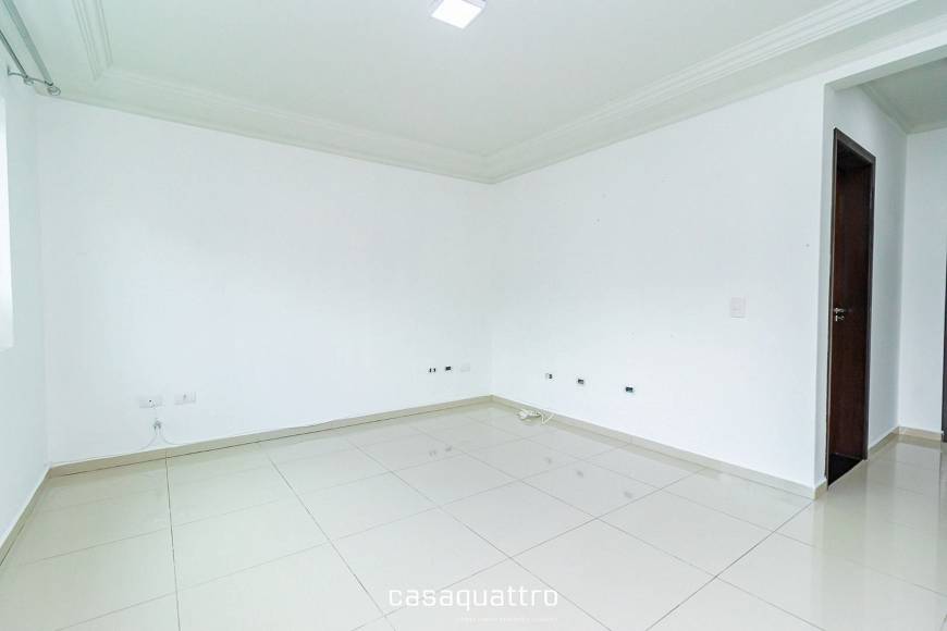 Foto 2 de Sobrado com 2 Quartos para alugar, 120m² em Campo Comprido, Curitiba