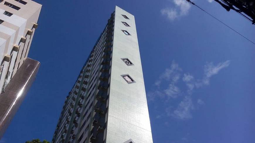 Foto 1 de Apartamento com 2 Quartos à venda, 64m² em Aflitos, Recife