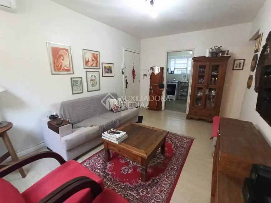 Foto 1 de Apartamento com 2 Quartos à venda, 60m² em Mont' Serrat, Porto Alegre