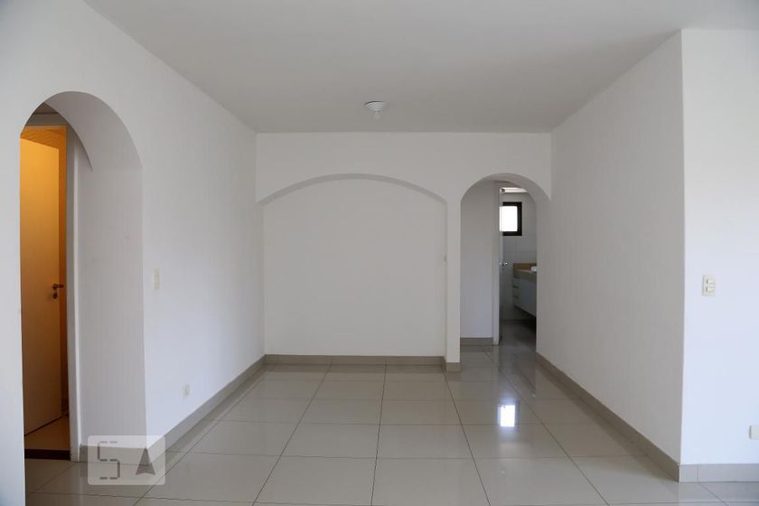 Foto 3 de Apartamento com 2 Quartos para alugar, 85m² em Panamby, São Paulo