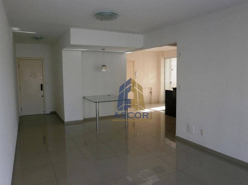 Foto 1 de Apartamento com 4 Quartos à venda, 130m² em Coqueiros, Florianópolis