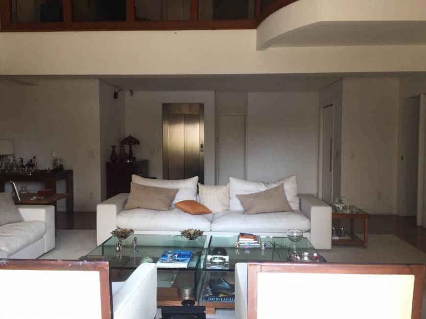 Foto 2 de Apartamento com 5 Quartos à venda, 430m² em Chacara Itaim , São Paulo