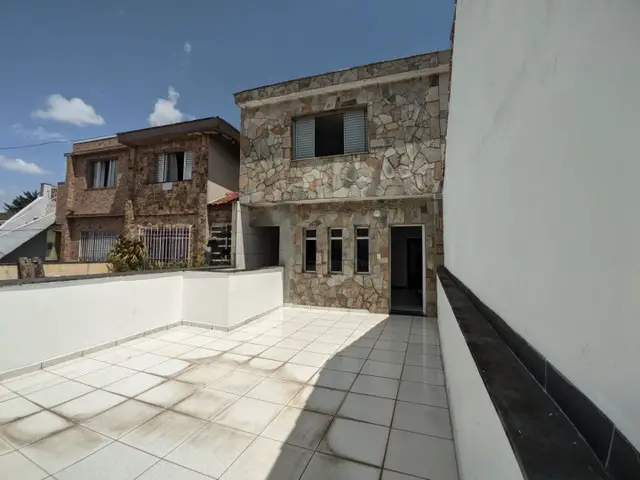 Foto 1 de Casa com 2 Quartos à venda, 130m² em Ayrosa, Osasco