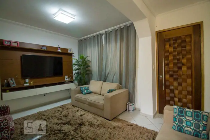 Foto 2 de Casa com 3 Quartos para alugar, 200m² em Cambuci, São Paulo