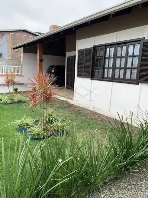 Foto 3 de Casa com 3 Quartos à venda, 140m² em Meia Praia, Navegantes