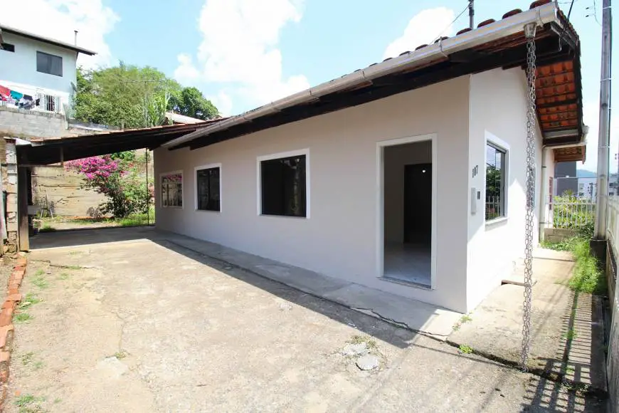 Foto 1 de Casa com 3 Quartos à venda, 88m² em Salto Norte, Blumenau