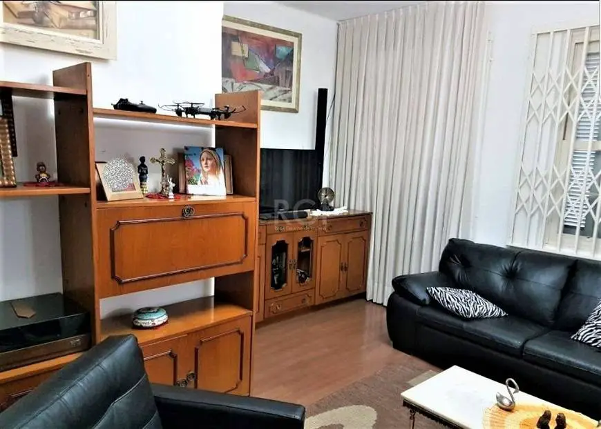 Foto 1 de Casa com 4 Quartos à venda, 124m² em Farroupilha, Porto Alegre