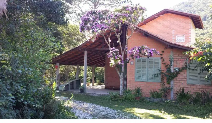 Tutor In detail welfare Casas para alugar, Pântano do Sul | Vivamapio.com