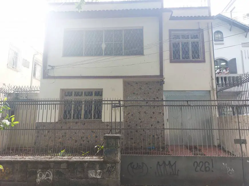 Foto 1 de Casa com 5 Quartos à venda, 373m² em Grajaú, Rio de Janeiro