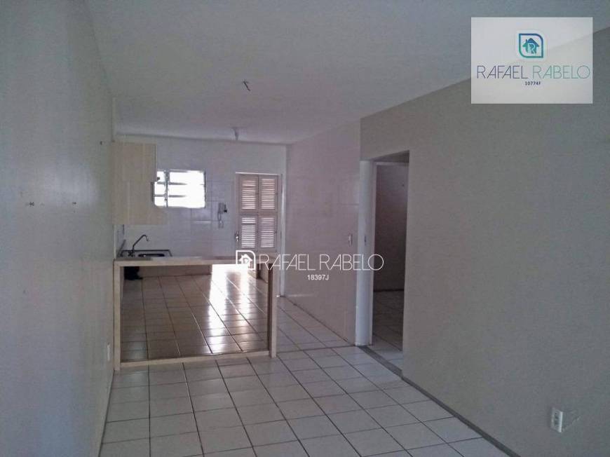 Foto 3 de Casa de Condomínio com 2 Quartos à venda, 57m² em Castelão, Fortaleza