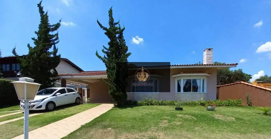 Foto 1 de Casa de Condomínio com 3 Quartos à venda, 340m² em Centro, Embu-Guacu