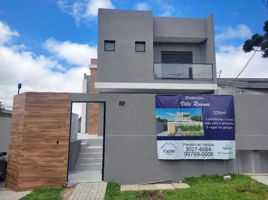 Foto 1 de Casa de Condomínio com 3 Quartos à venda, 226m² em Hugo Lange, Curitiba