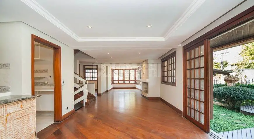 Foto 1 de Casa de Condomínio com 4 Quartos à venda, 255m² em Boa Vista, Porto Alegre