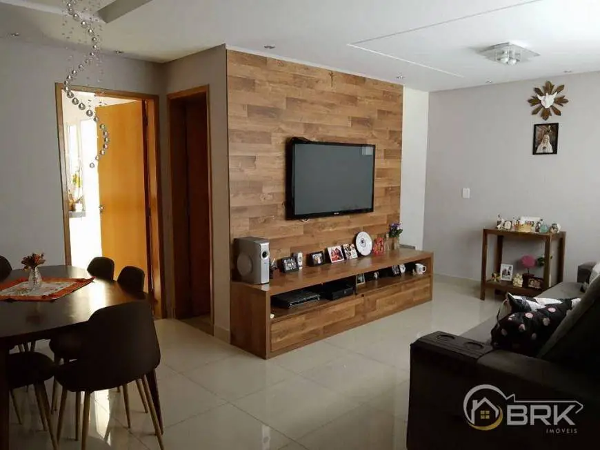 Foto 1 de Casa de Condomínio com 4 Quartos à venda, 212m² em Vila Aricanduva, São Paulo