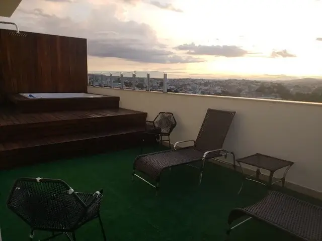 Foto 1 de Cobertura com 2 Quartos para alugar, 170m² em Ouro Preto, Belo Horizonte