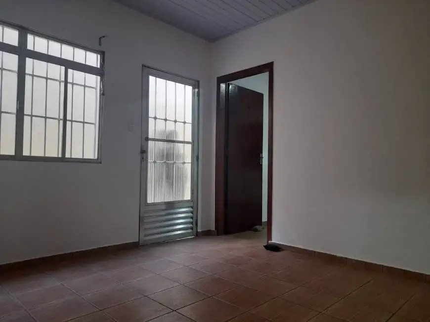 Foto 1 de Casa com 2 Quartos para alugar, 95m² em Vila California, São Paulo