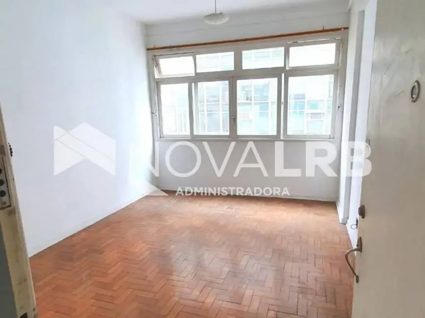 Foto 1 de Apartamento com 1 Quarto para alugar, 50m² em Centro, Petrópolis