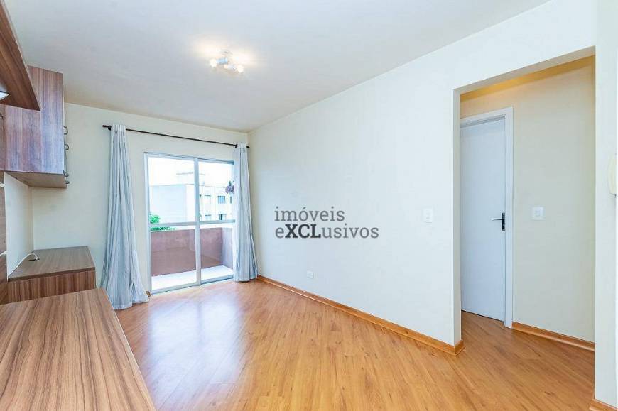 Foto 3 de Apartamento com 1 Quarto para alugar, 43m² em Novo Mundo, Curitiba