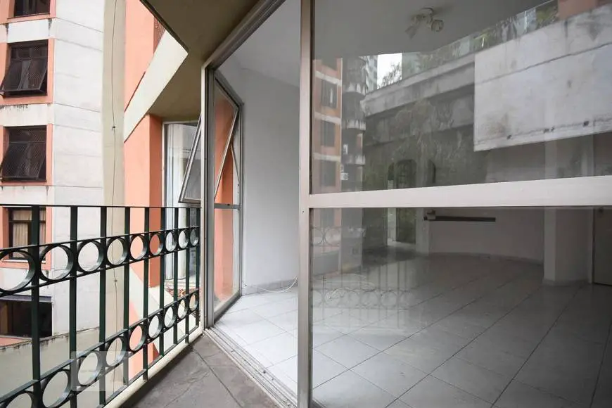 Foto 1 de Apartamento com 1 Quarto para alugar, 45m² em Real Parque, São Paulo
