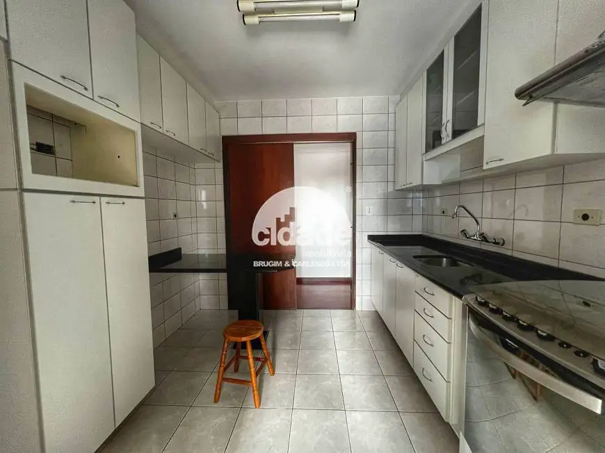 Foto 4 de Apartamento com 2 Quartos para alugar, 82m² em Centro, Cascavel