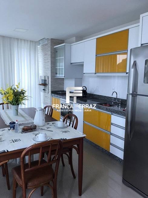 Foto 5 de Apartamento com 2 Quartos para alugar, 78m² em Centro, Itapema