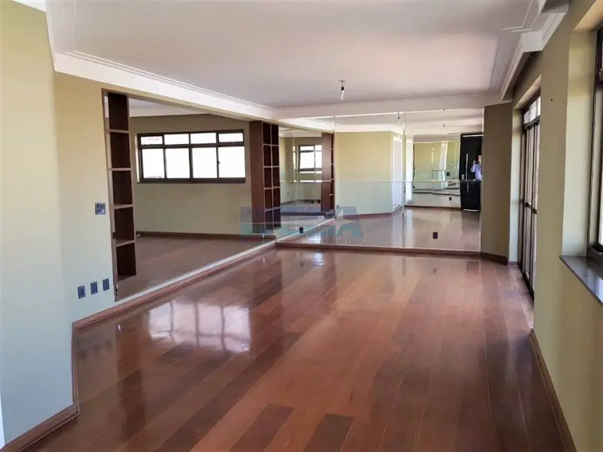 Foto 2 de Apartamento com 2 Quartos à venda, 181m² em Centro, Sorocaba