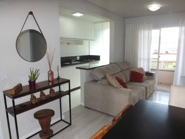 Foto 1 de Apartamento com 2 Quartos à venda, 68m² em Glória, Joinville