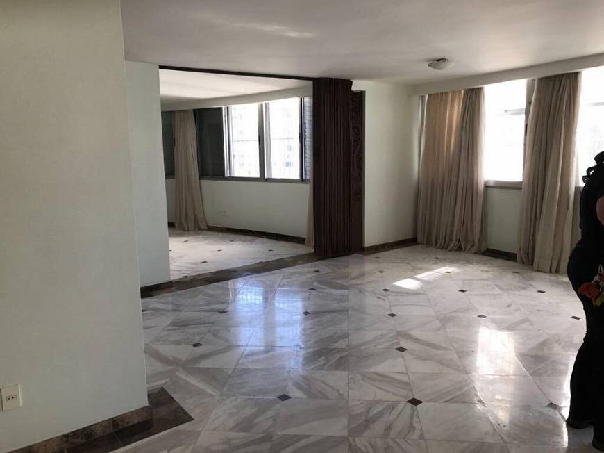 Foto 1 de Apartamento com 2 Quartos para alugar, 175m² em Jardim Europa, São Paulo