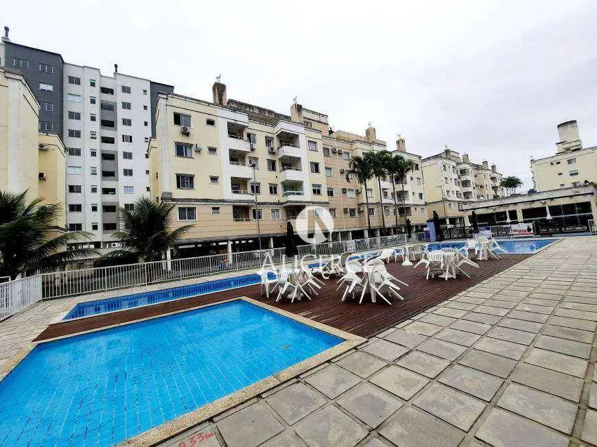 Foto 1 de Apartamento com 2 Quartos à venda, 60m² em Passa Vinte, Palhoça