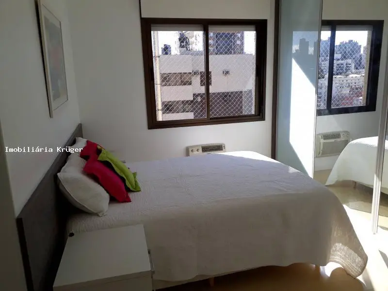 Foto 5 de Apartamento com 2 Quartos para alugar, 90m² em Petrópolis, Porto Alegre