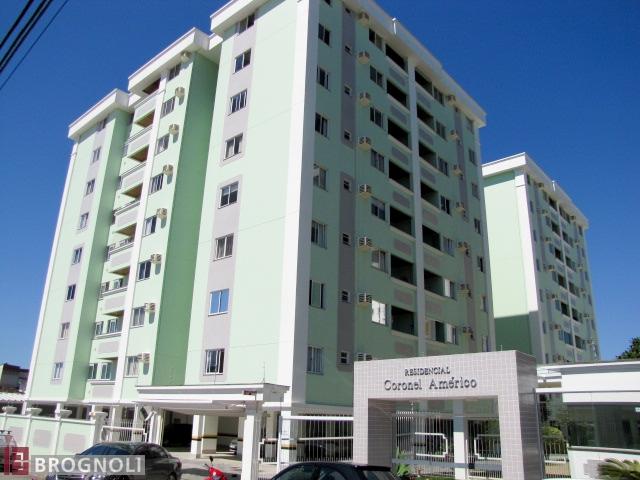 Foto 1 de Apartamento com 3 Quartos para alugar, 88m² em Barreiros, São José