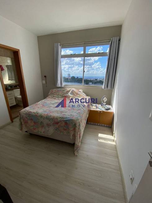 Foto 5 de Apartamento com 3 Quartos para alugar, 101m² em Belvedere, Belo Horizonte