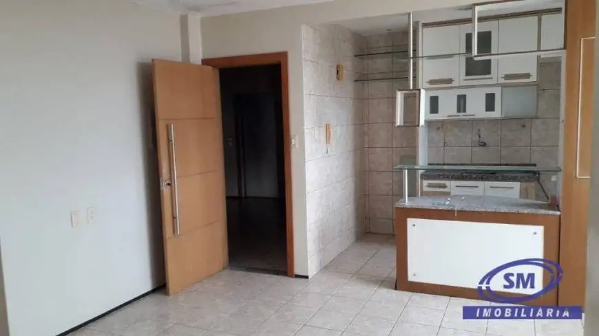 Foto 3 de Apartamento com 3 Quartos para alugar, 70m² em Cidade dos Funcionários, Fortaleza