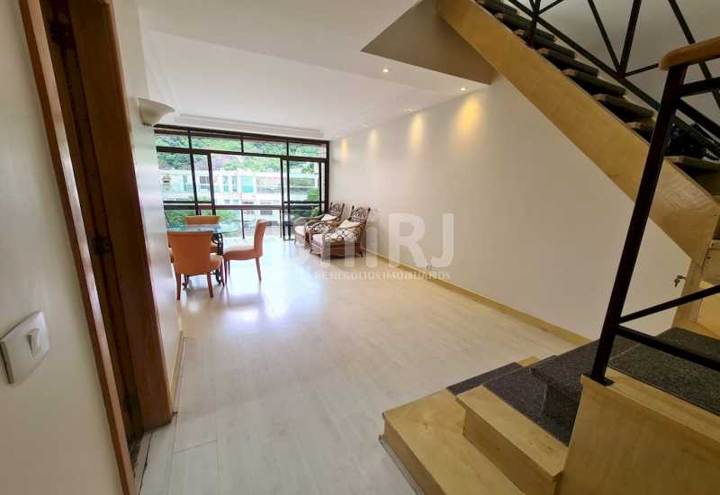 Foto 1 de Apartamento com 3 Quartos para alugar, 143m² em Leblon, Rio de Janeiro