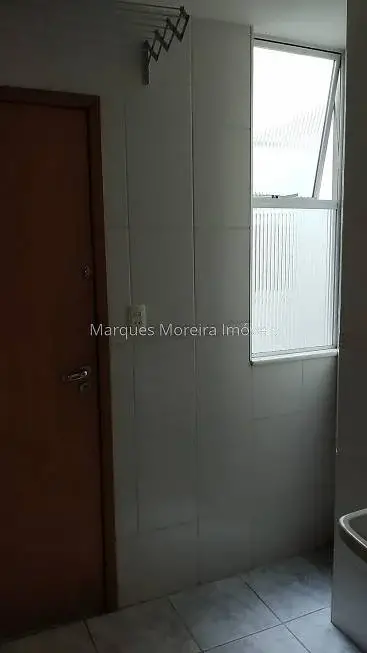 Foto 4 de Apartamento com 3 Quartos para alugar, 85m² em Paineiras, Juiz de Fora