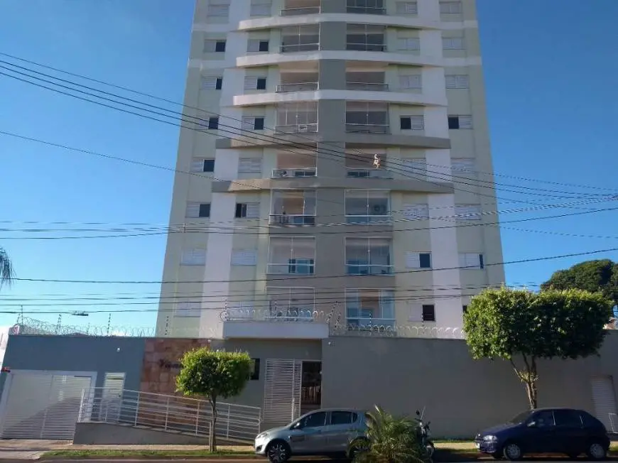 Foto 1 de Apartamento com 3 Quartos para alugar, 101m² em Residencial Doutor Abel Reis, Uberaba