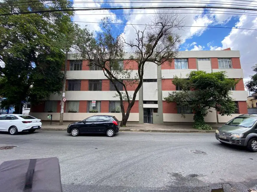 Foto 1 de Apartamento com 3 Quartos para alugar, 136m² em Sion, Belo Horizonte