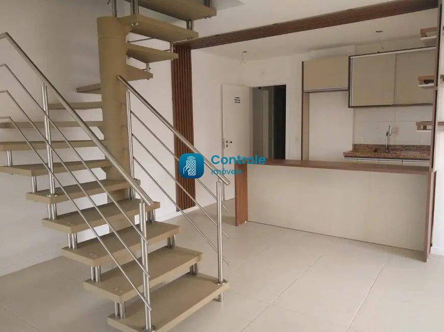 Foto 1 de Apartamento com 3 Quartos à venda, 126m² em Trindade, Florianópolis