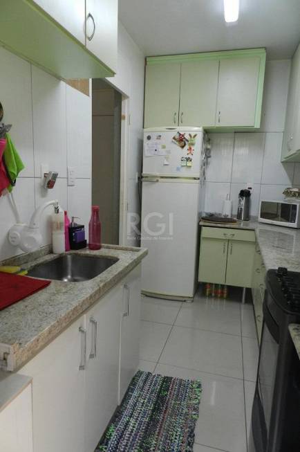 Foto 4 de Apartamento com 3 Quartos à venda, 66m² em Vila Nova, Porto Alegre