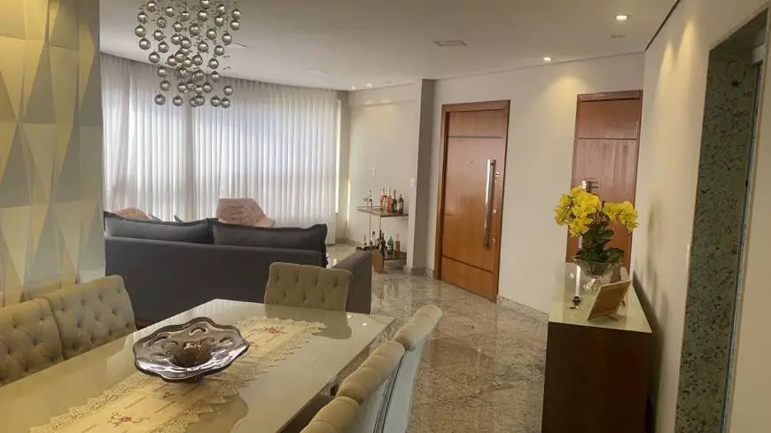 Foto 1 de Apartamento com 4 Quartos para alugar, 115m² em Castelo, Belo Horizonte