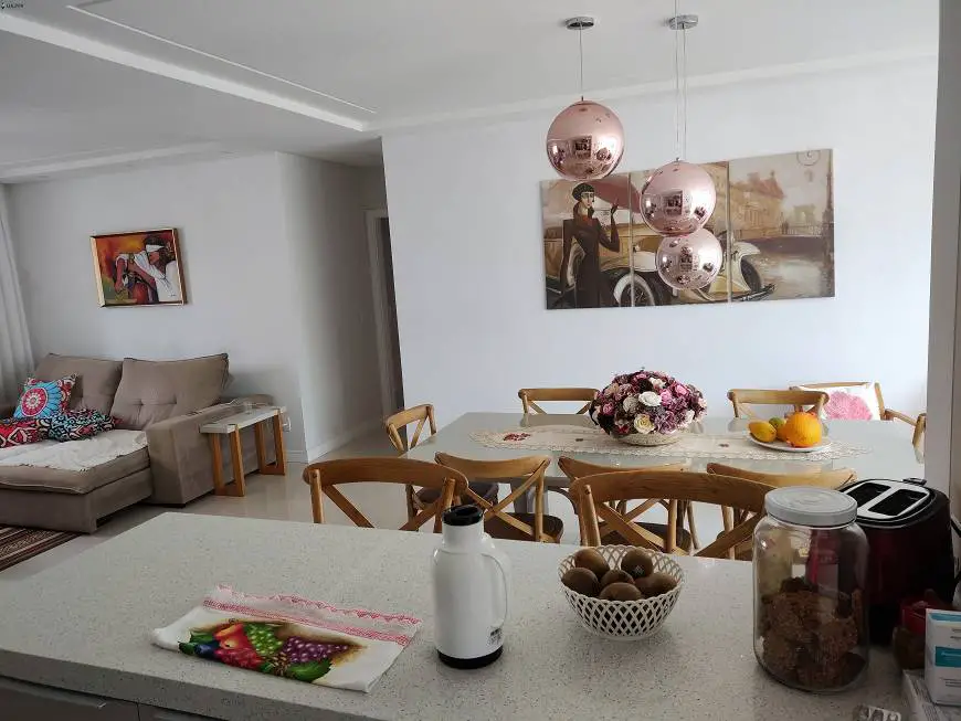 Foto 2 de Apartamento com 4 Quartos à venda, 149m² em Centro, Balneário Camboriú